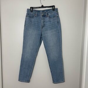 Old Navy Jeans Women’s Size 8 OG Straight High Rise Medium Wash Denim